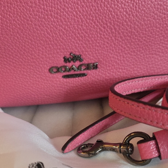 Coach Chelsea Pink Leather Shoulder Bag, 2017 Includes Dust Bag! ๐ - Picture 3 of 17